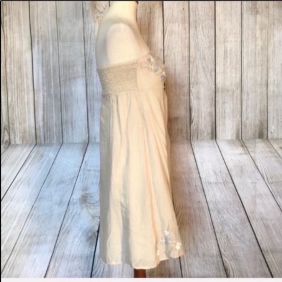 AE strapless floral embroidered dress - Picture 8 of 8